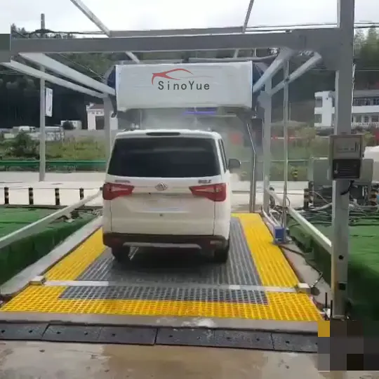 How effective is the fully automatic car washing machine in cleaning cars?